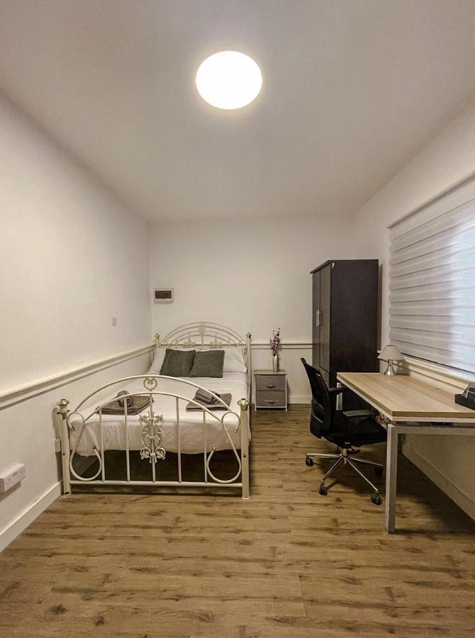 Dub House 2 Apartment Paphos Bagian luar foto