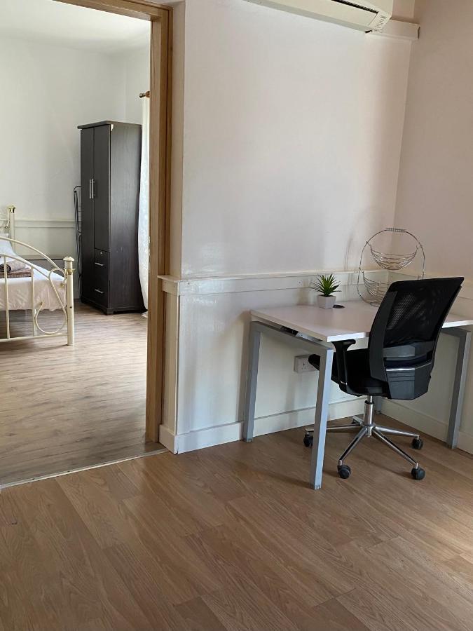 Dub House 2 Apartment Paphos Bagian luar foto
